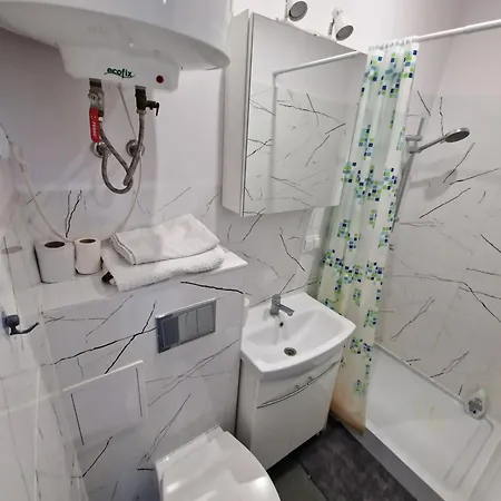 Apartamenty W Pelni Wyposazone W Centrum Miasta Inowrocław Exterior foto