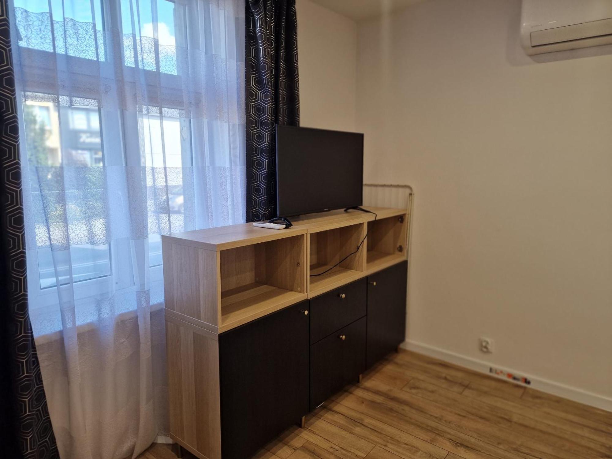 W Pelni Wyposazone W Centrum Miasta *